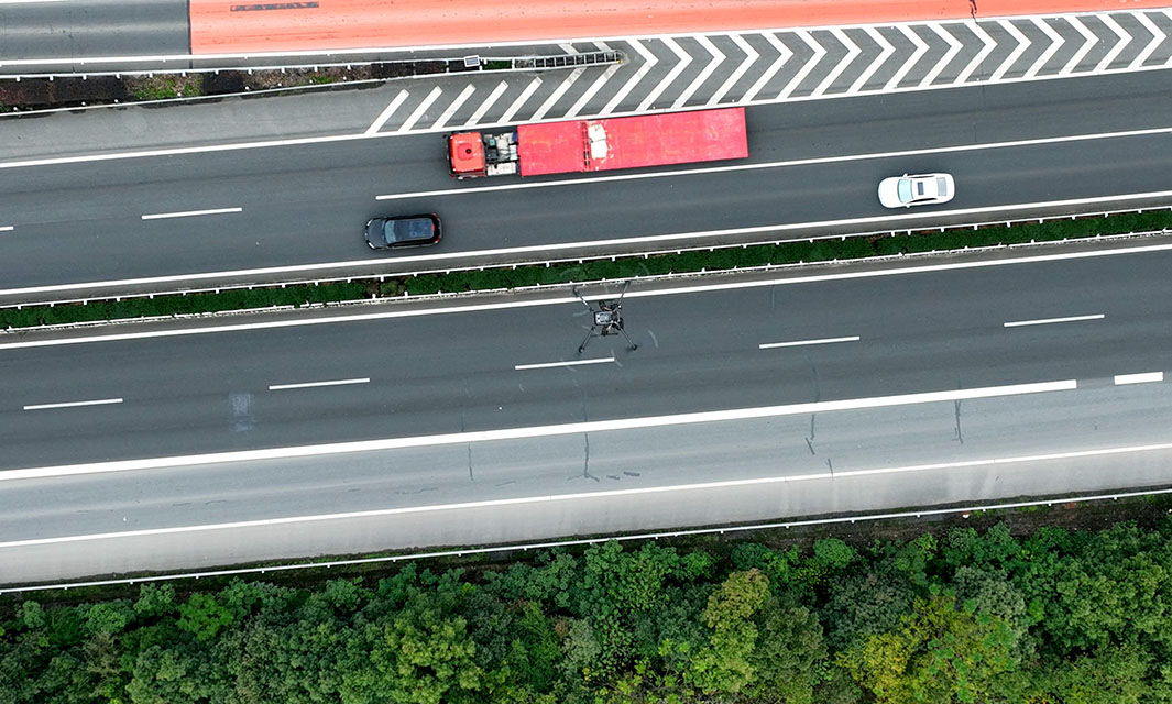 高速公路巡檢無人機，解決公路監管難題的新方案